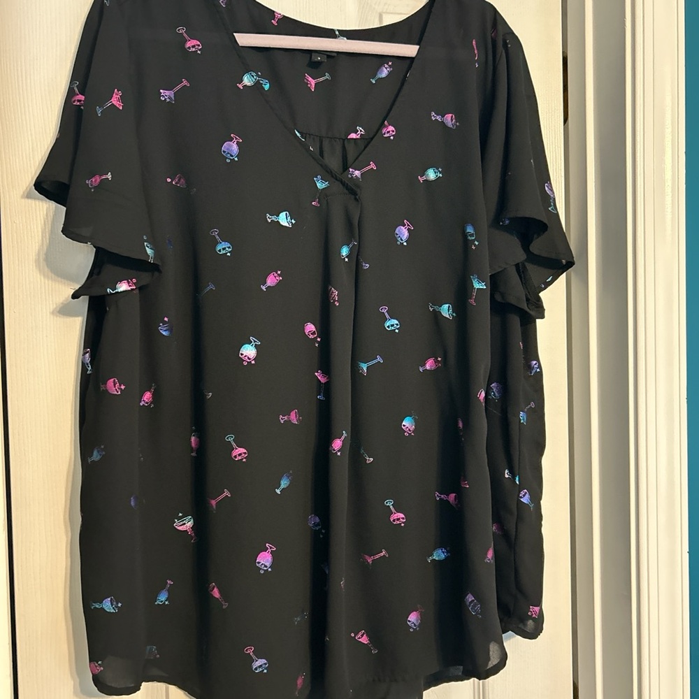 Black with metallic drinks, babydoll top with flutter sleeves - Torrid - 3(XL)
